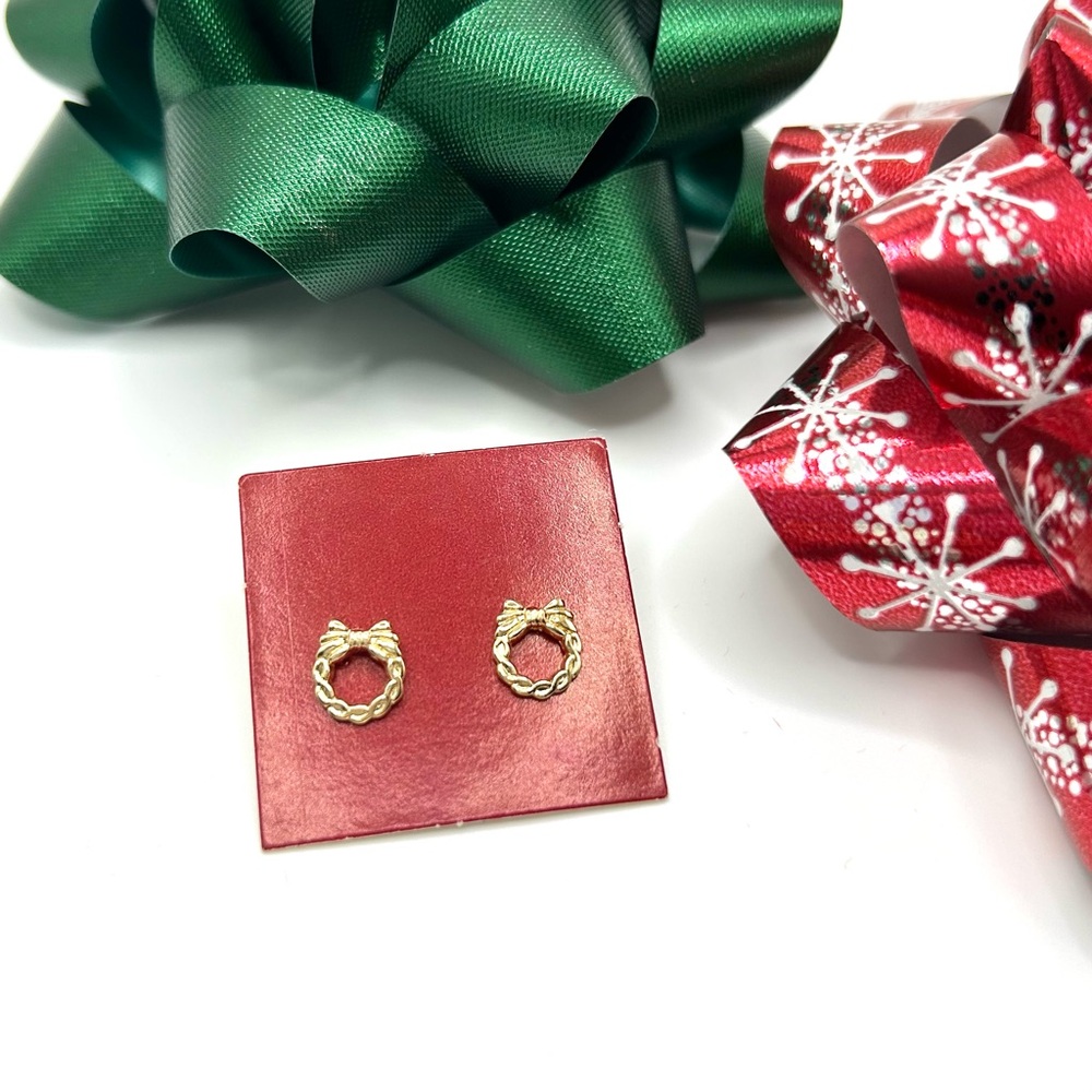 Vintage Mini Christmas Wreath Stud Earrings